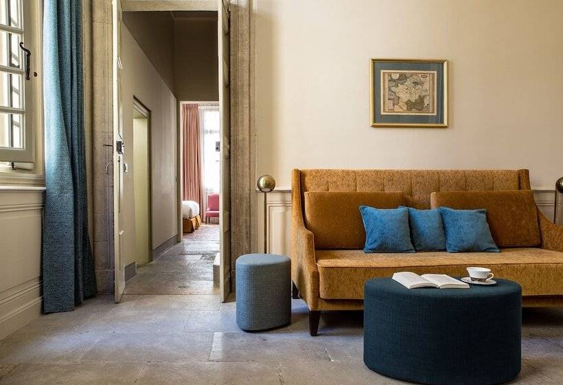 سوییت, La Maison D'uzès Relais & Châteaux
