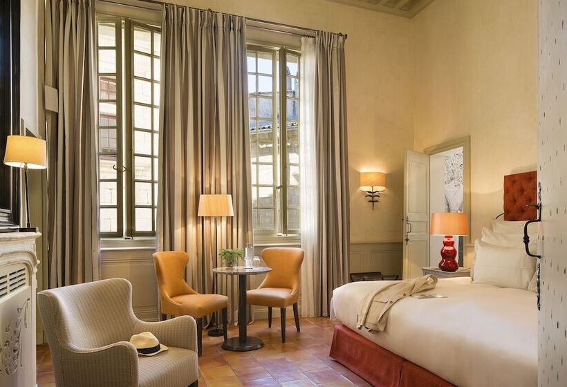 سوییت جونیور, La Maison D'uzès Relais & Châteaux