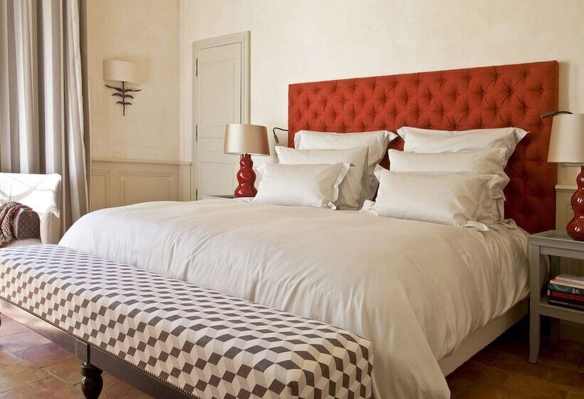 سوییت جونیور, La Maison D'uzès Relais & Châteaux