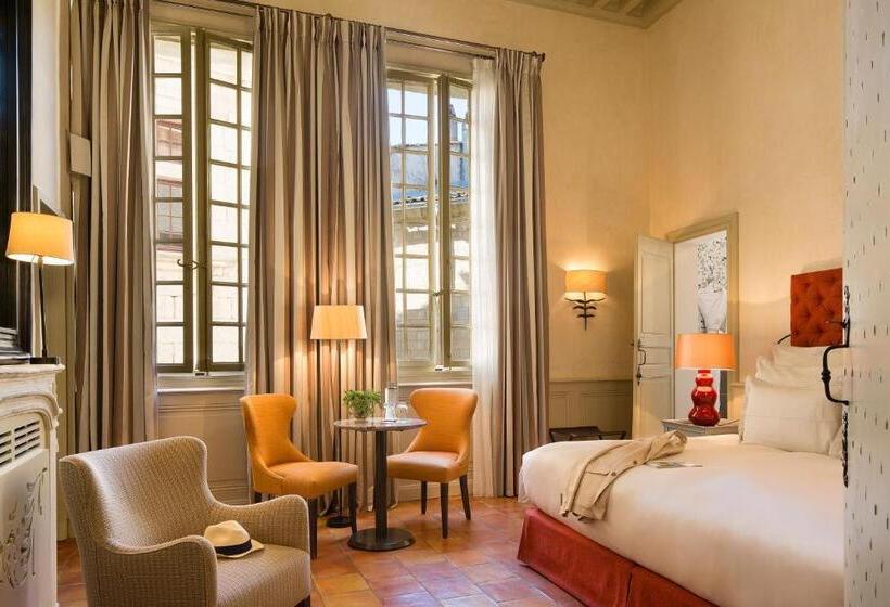 سوییت جونیور, La Maison D'uzès Relais & Châteaux