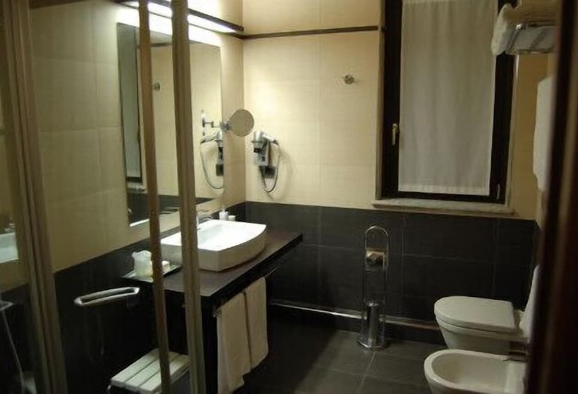 标准间, Monferrato Resort