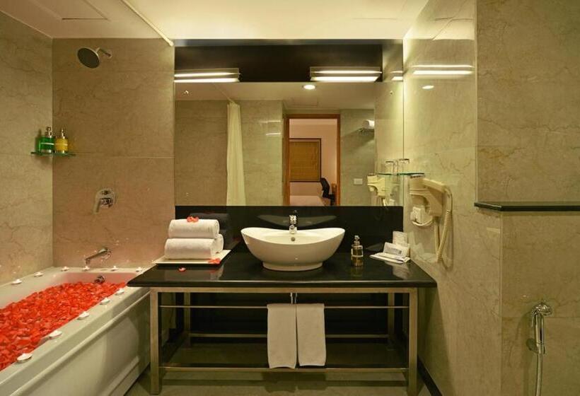 行政套房, Red Fox By Lemon Tree Hotels, Bhiwadi