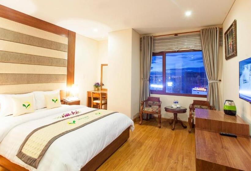 سوییت, Moonlight Hotel Suites & Spa Vip   High Floor, The Best View In The City Center, Dragon Bridge View
