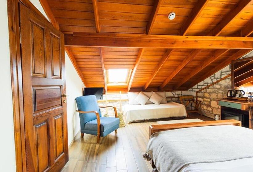 オーシャンビューデラックスルーム, Lavantali Konak  Taşev Otel Ve Restoran