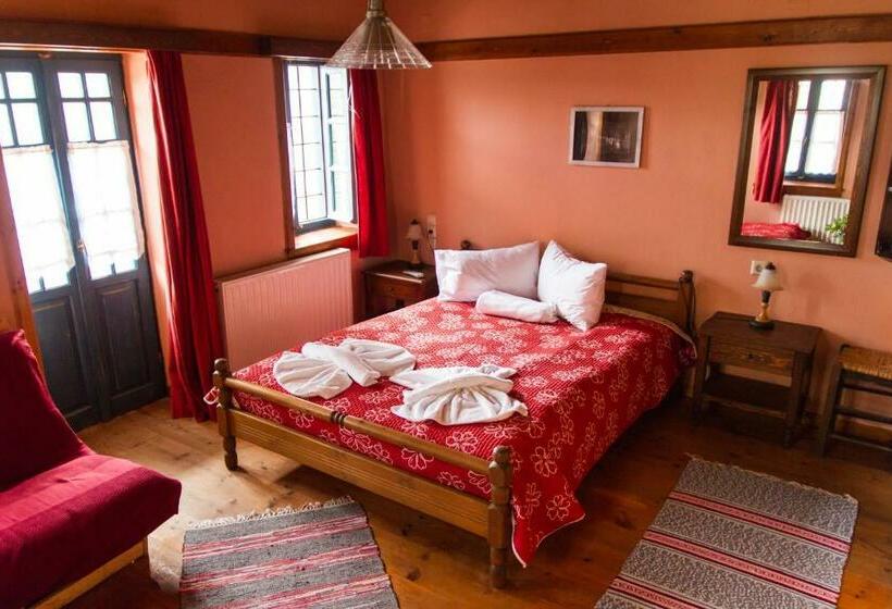 اتاق استاندارد سه نفره, Napoleon Zaglis Guesthouse