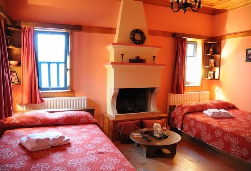 اتاق استاندارد چهار تخته, Napoleon Zaglis Guesthouse