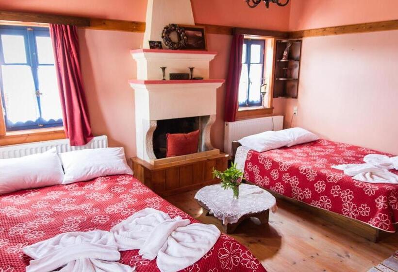 اتاق استاندارد چهار تخته, Napoleon Zaglis Guesthouse