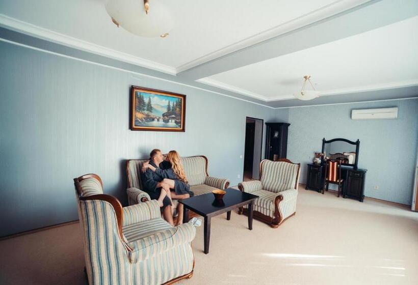 Люкс, Sherwood