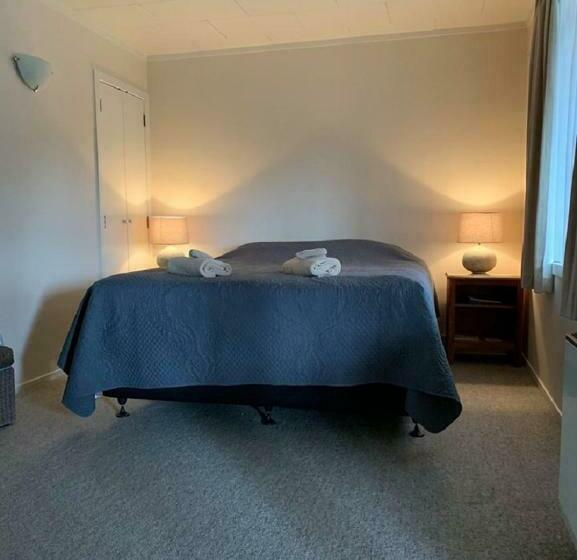 Студия Стандарт, Waiouru Welcome Inn
