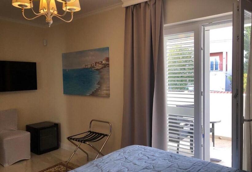 Номер Deluxe с Балконом, Diklo Beach Rooms Adults Only