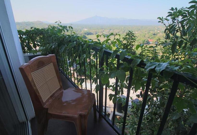 Номер Стандарт Вид на Горы, Villa Arunalu Kandy