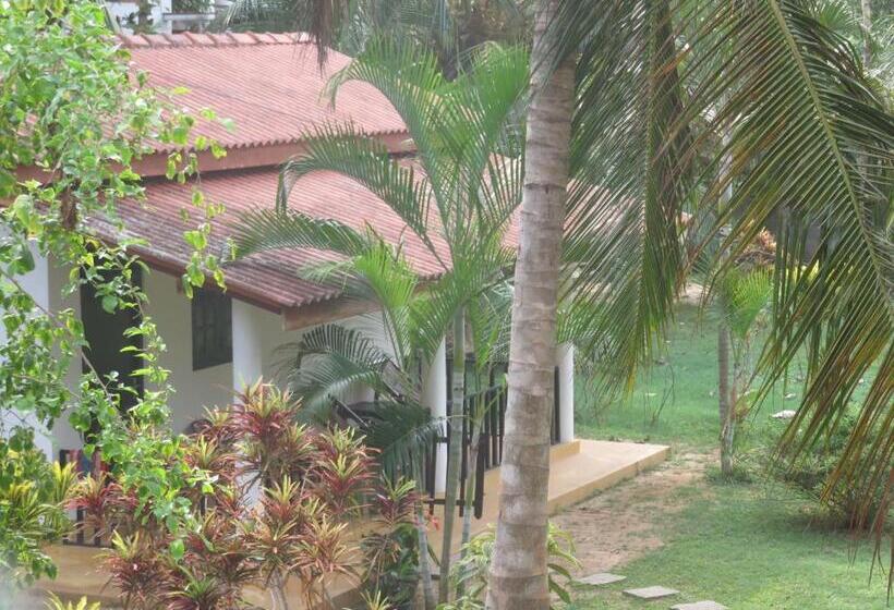 Бунгало Стандарт Вид на Сад, Beach Lagoon Guesthouse