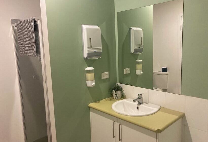 Семейный Номер, Sow And Piglets Guesthouse