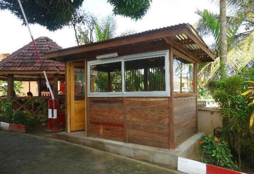 آپارتمان 2 خوابه, Hôtel Restaurant Gites Kribi