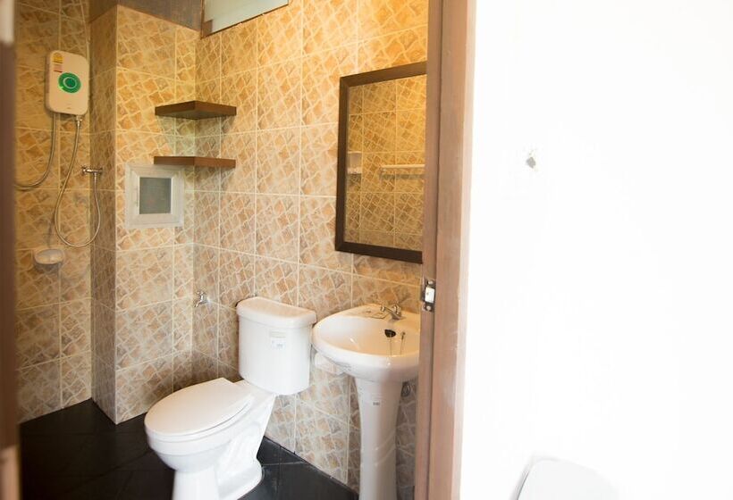 Номер Superior Вид на Горы, Lanta Nice Beach House
