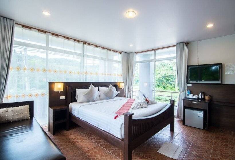 Номер Deluxe с Балконом, Lanta Nice Beach House