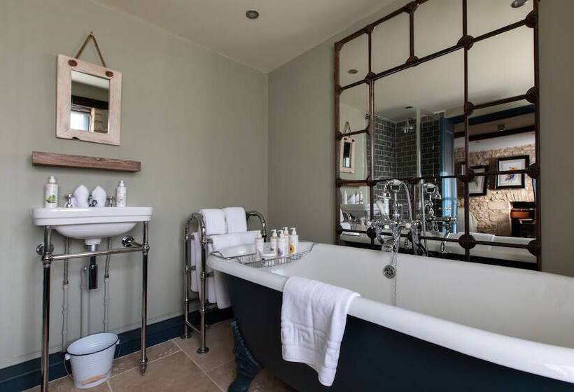 Номер Deluxe, The Wheatsheaf Inn