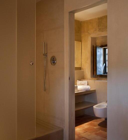 اتاق استاندارد, Wine Relais Feudi Del Pisciotto