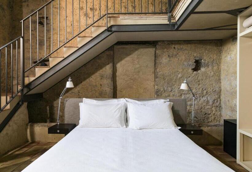 سوییت جونیور, Wine Relais Feudi Del Pisciotto