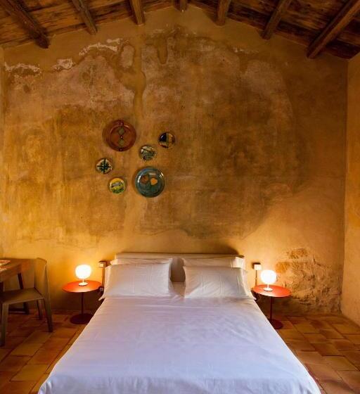 اتاق استاندارد, Wine Relais Feudi Del Pisciotto