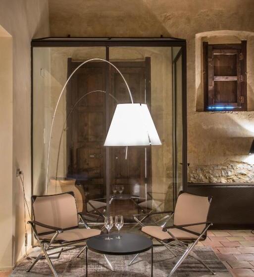 اتاق استاندارد, Wine Relais Feudi Del Pisciotto