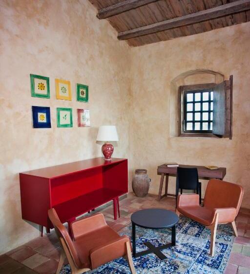 اتاق سوپریور, Wine Relais Feudi Del Pisciotto