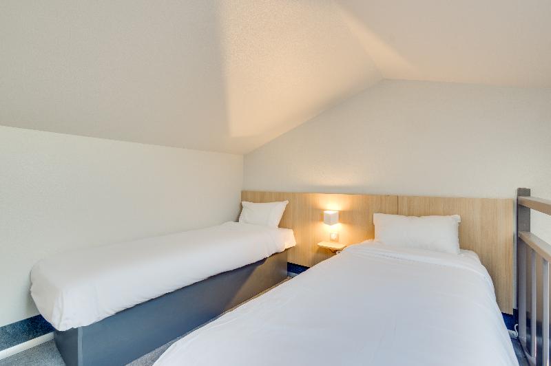 اتاق استاندارد چهار تخته, B&b Hotel Frejus Puget Sur Argens