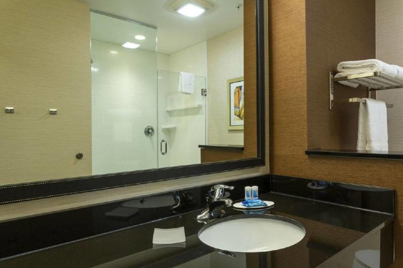 Люкс Кровать Кинг, Fairfield Inn & Suites By Marriott Fort Lauderdale Pembroke Pines
