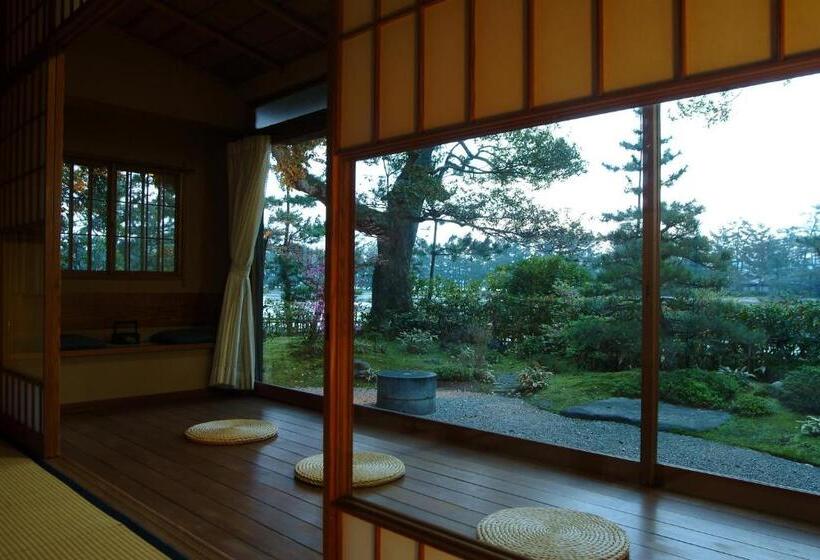 4인용 스탠다드 룸, Monjusou Shourotei