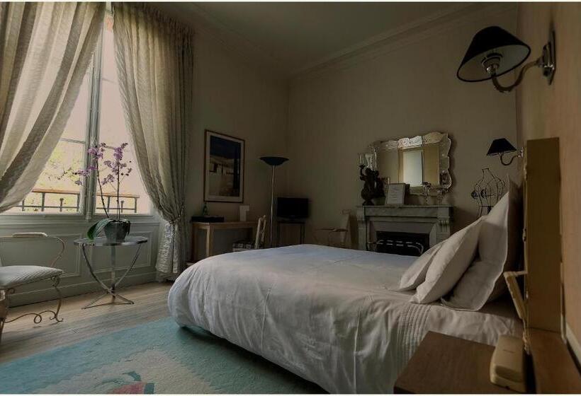 اتاق سوپریور, Le Clos Raymi