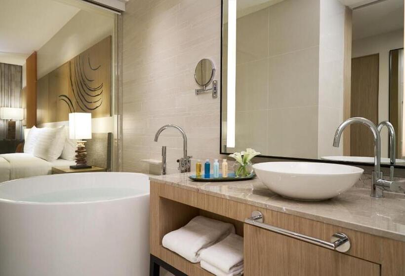 Номер Deluxe Кровать Кинг, Mövenpick Siam Hotel Na Jomtien Pattaya