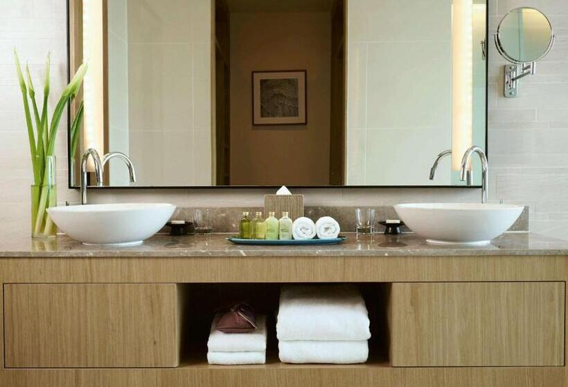 Номер Deluxe Кровать Кинг, Mövenpick Siam Hotel Na Jomtien Pattaya