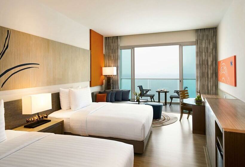 Habitación Premium Vista al Mar., Mövenpick Siam Hotel Na Jomtien Pattaya