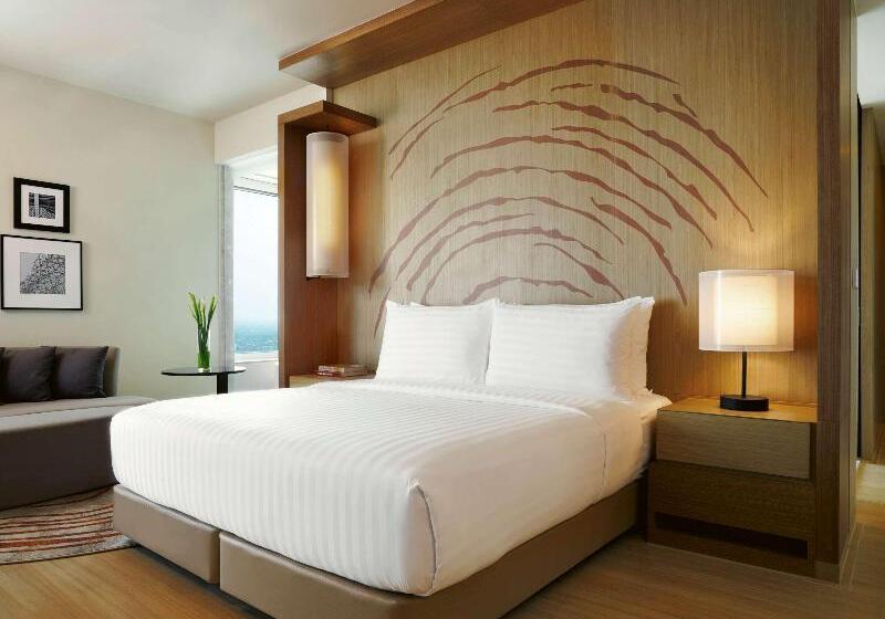 Люкс Executive Вид на Море, Mövenpick Siam Hotel Na Jomtien Pattaya