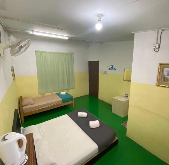 اتاق استاندارد سه نفره, Innap Kota Bharu