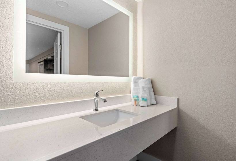 2 베드룸 패밀리 스위트, Travelodge By Wyndham Kissimmee/orlando