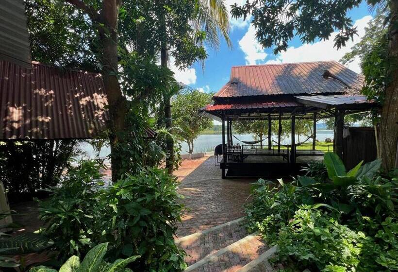 스탠다드 룸 킹사이즈 침대, Lao Lake House