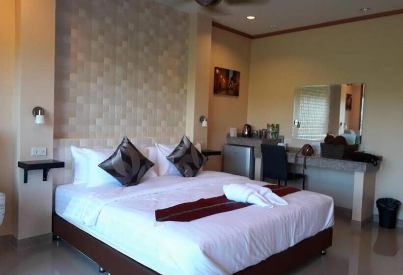Номер Deluxe с Балконом, 4 Palms Resort