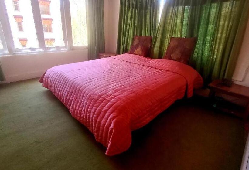 اتاق استاندارد, Shambhala Resort