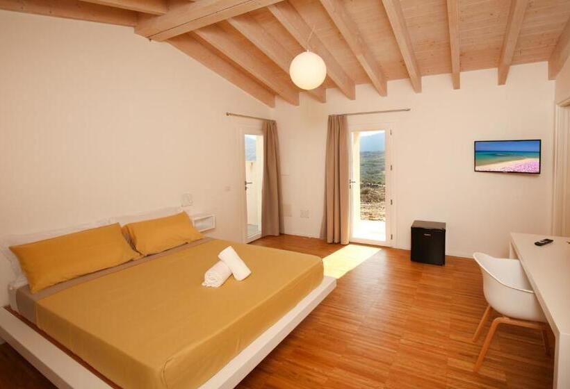 اتاق استاندارد اینتریور, Stazzo La Capanna