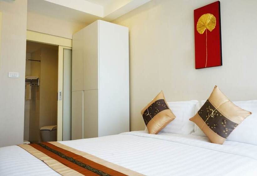 اتاق لوکس, De Richy Chiangmai