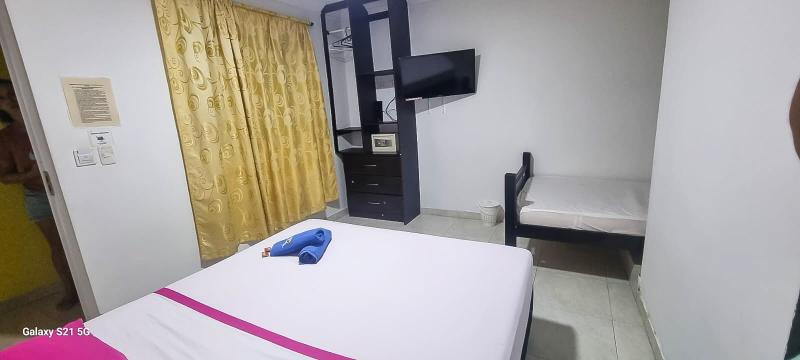 四人标准间, Hostel Stingray