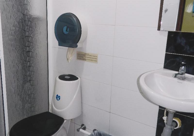 标准间, Hostel Stingray