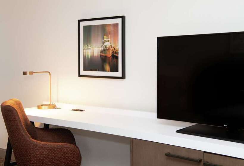 اتاق استاندارد با تخت بزرگ, Londonhouse Chicago Curio Collection By Hilton