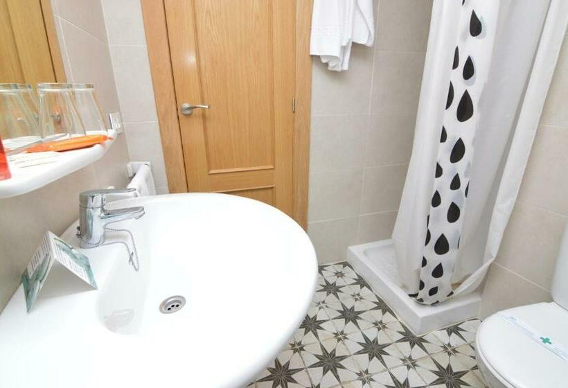 اتاق استاندارد, Queens   Adults Only