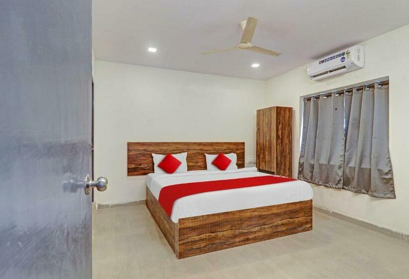 غرفة كلاسيكية ثلاثية, Oyo Flagship 81135  R Square Inn