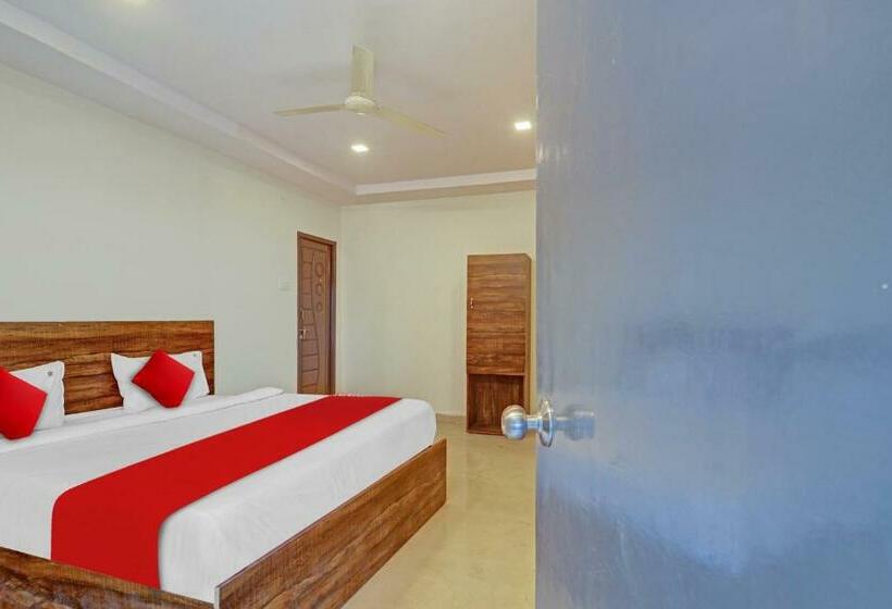 غرفة كلاسيكية ثلاثية, Oyo Flagship 81135  R Square Inn