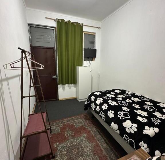 Номер Стандарт Индивидуальный, Hostal Antonella Los Angeles