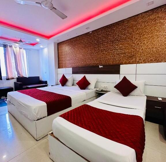 اتاق سوپریور چهار تخته, Park Suites   Near Igi Airport Terminal 3