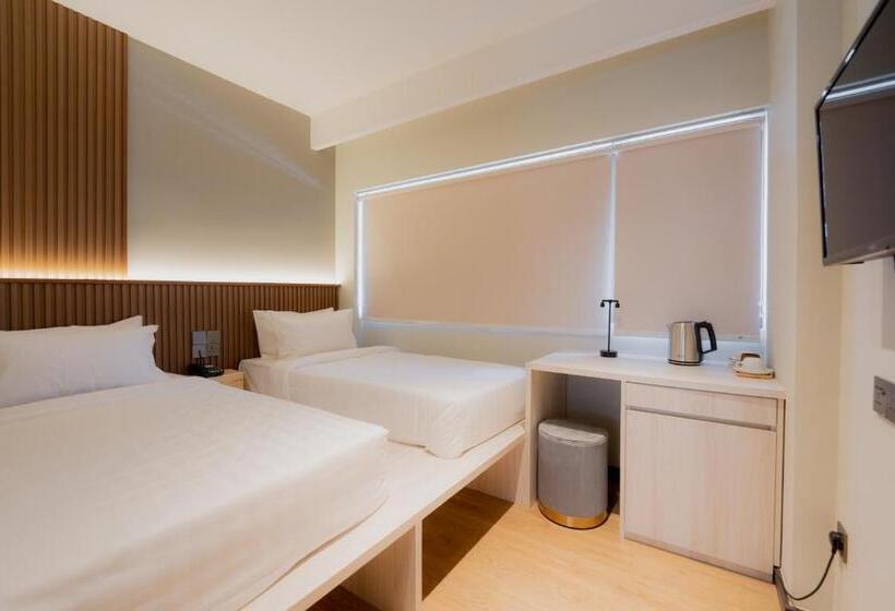 Номер Superior Вид на Город, Matata Hotel Kota Kinabalu